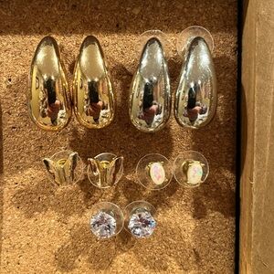 Earrings! ✨